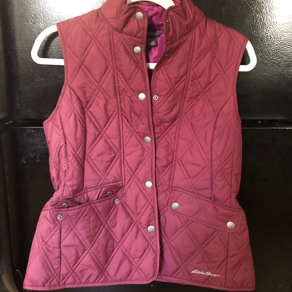 EDDIE BAUER MAROON VEST